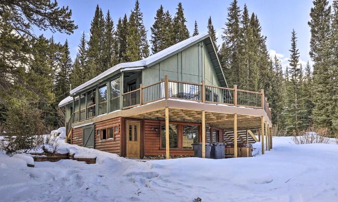 Breckenridge Park Estates House | Cabin with Hot Tub 3 Mi to Main St Breckenridge!