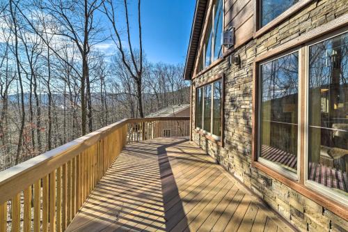 Massanutten House | Cabin with Mtn View, 4 Mi to Massanutten Resort