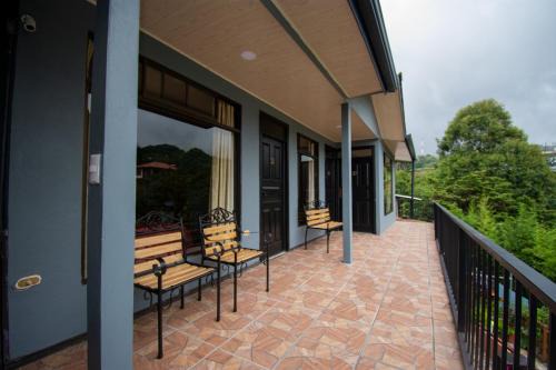 Santa Elena Bed & Breakfast | Cabinas Eddy B&B