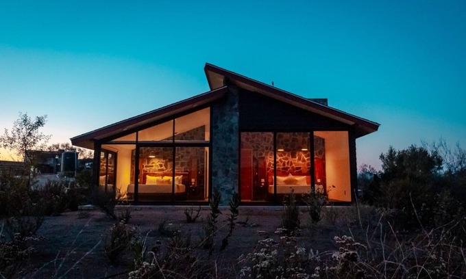 Valle de Guadalupe Hotel | Cabins by 7 Valles
