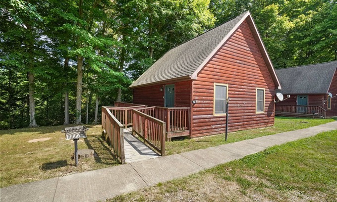 Logan Cabin | Cabins In Hocking - Retreat cabin #8