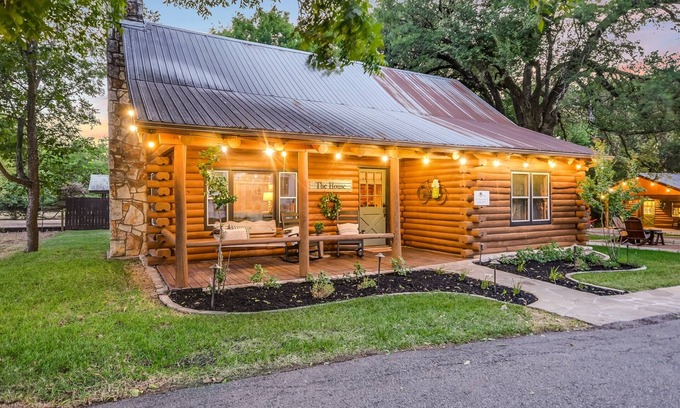 Wimberley Cabin | Cabins on the Square: Creek House