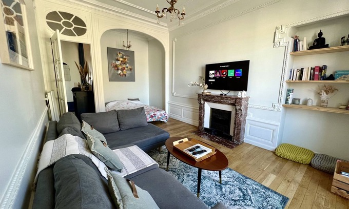 Secteur 1 Apartment | Cable car🚠 Bastille🏔 6 people👨‍👩‍👧‍👦 300m