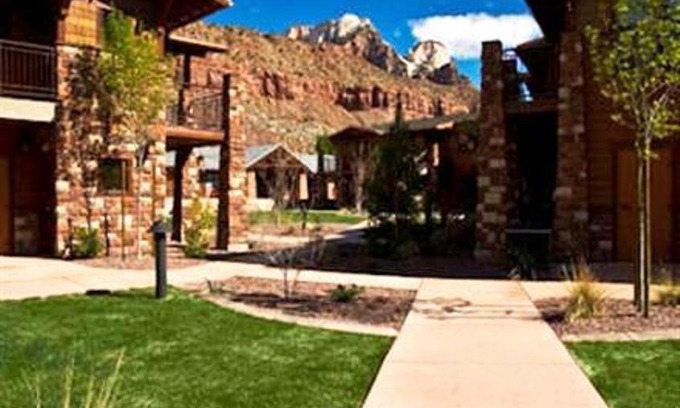 Zion National Park South Entrance Cabin | Cable Mountain Lodge