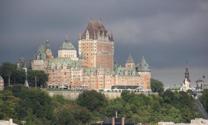 Desjardins House | Cachet du 19e