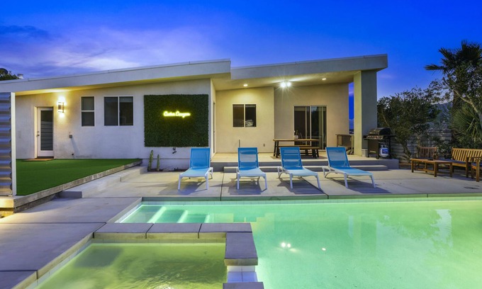 Desert Hot Springs House | Cactus Canyon-Palm Springs/Joshua Tree/Coachella -Pet Friendly, FREE Heated Pool