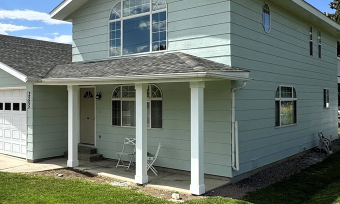 Montrose House | Caddy Shack 2- Charming 3-bedroom totally remodeled with AC and WiFi in Montrose