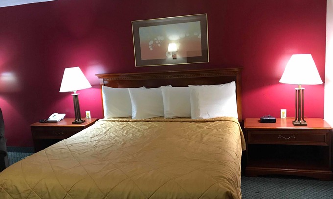 Cadillac Hotel | Cadillac Inn