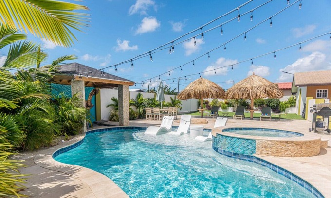 Santa Cruz Villa | Cadushi Cove Villa with New Resort Pool, Sleeps 10
