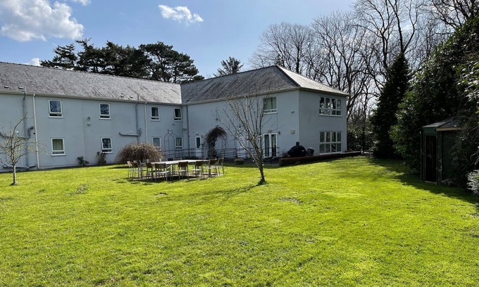 Bont Newydd Cottage | CADWALADR, pet friendly, luxury holiday cottage in Caernarfon