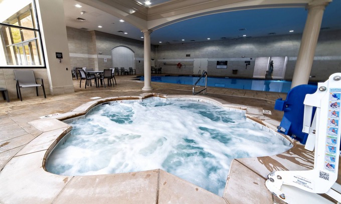 Bridgeport Hotel | Caesars Southern Indiana