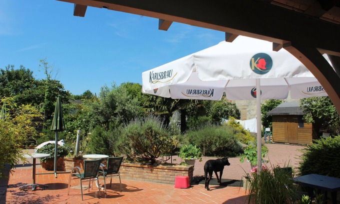 Cordemais House | Café de la Croix Morzel
