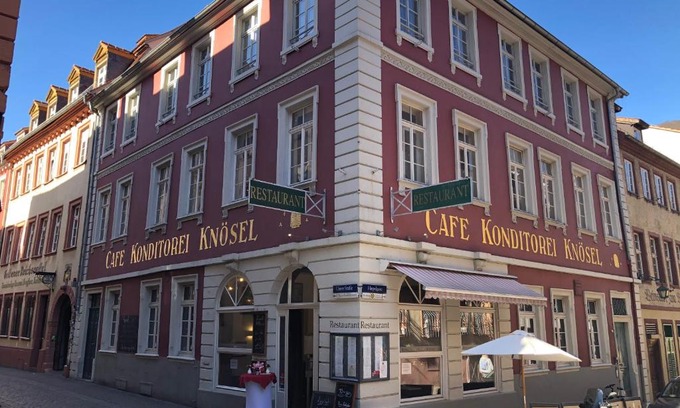 Heidelberg City Centre Apartment | Café & Hotel Knösel