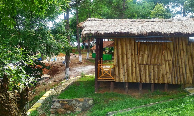 Ri-Bhoi Resort | Cafe Umbir - cottages, swimming pool, local food at a farm-stay