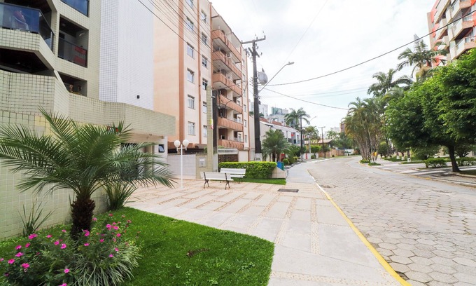Caioba Apartment | Caiobá Garden Apartment with Private Pool and Brava Beach