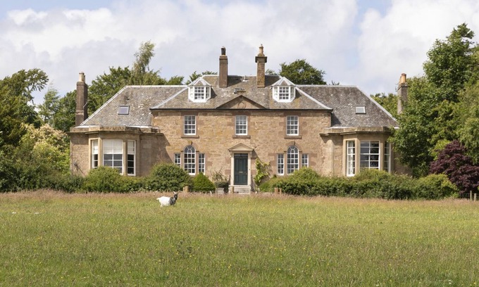 Duns House | Cairnbank House & Garden Apartment - sleeps 14 guests in 7 bedrooms