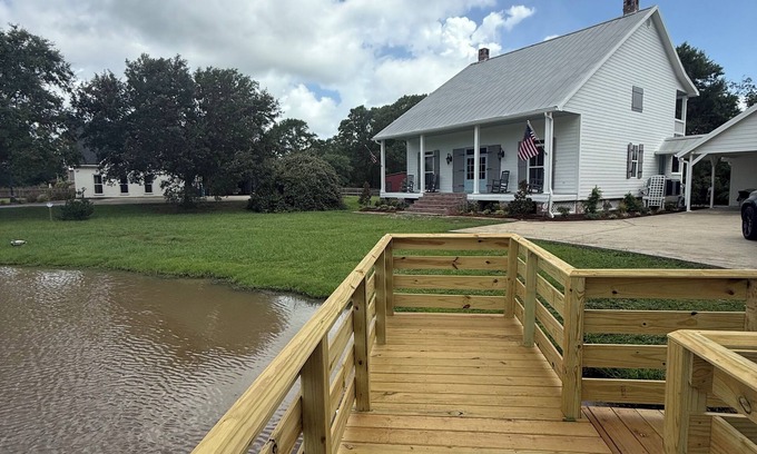Lottie Other | Cajun Waterfront Farmhouse Sleeps 11