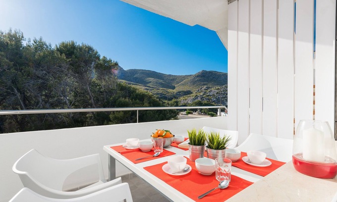 Cala San Vicente House | CALA CLARA - Apartment with terrace in Cala Sant Vicenç. Free WiFi