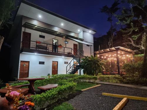 Monteverde Bed & Breakfast | Calathea Lodge Monteverde