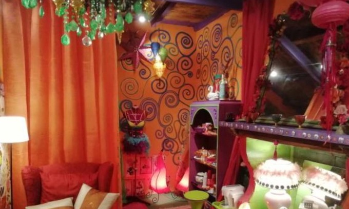 Calcata House | Calcata Artist's Room