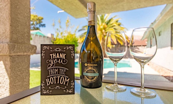 Black Mountain House | Calcutta · Relax in Style! Pool, Vegas games, RV Parking