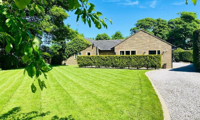 Blackburn House | Calder Cottage in The Ribble Valley