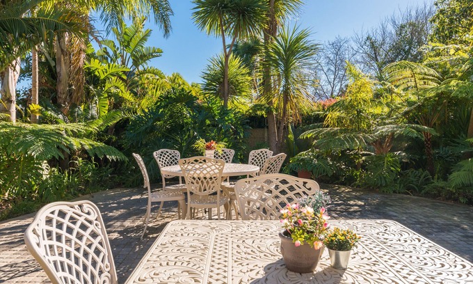 George Bed & Breakfast | Caledon23 Country House