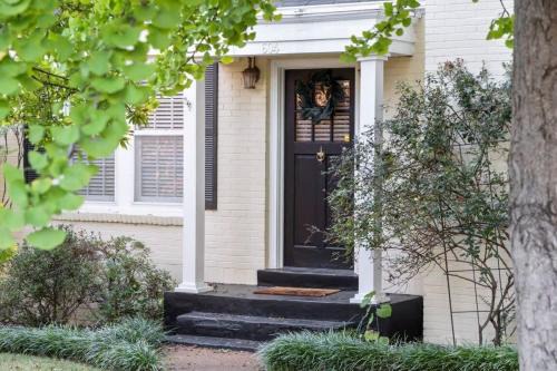 Huntsville House | Cali St Rocket City Residence