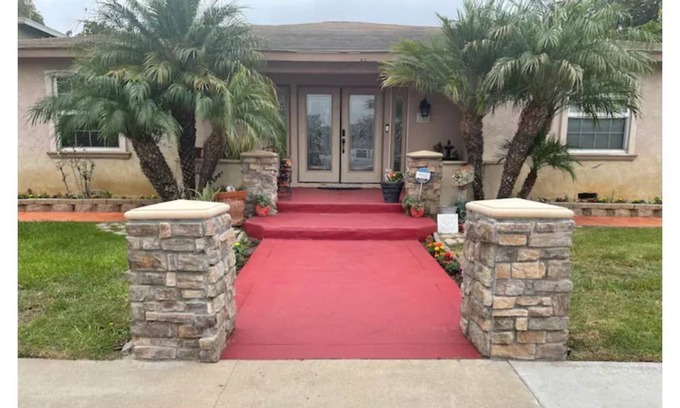 Lincoln Acres House | California Comfort Pool Home with Bay Breezes
