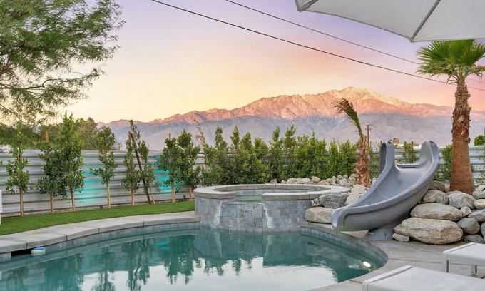 B-Bar-H Ranch House | California Dreamin Stylish Mid Century Home