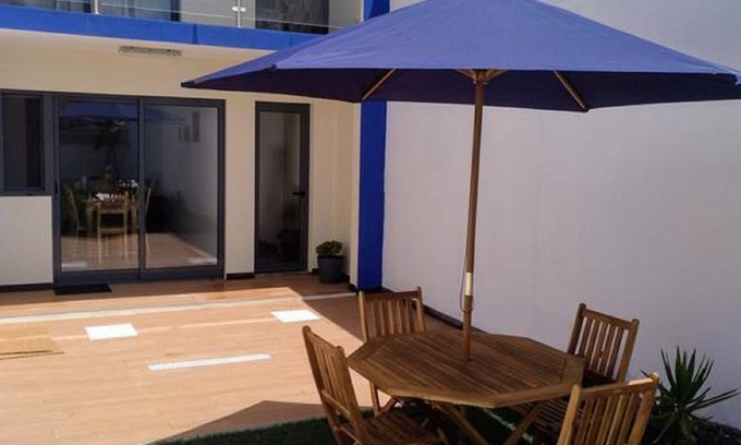Ribeira Grande House | California House in Ribeira Grande