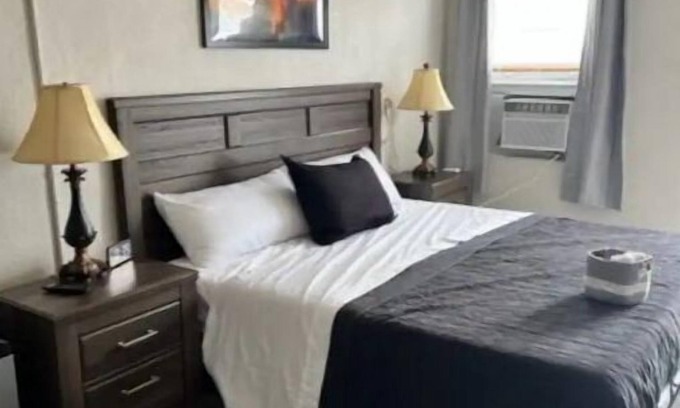 Bryant House | California King - Cozy Comfort