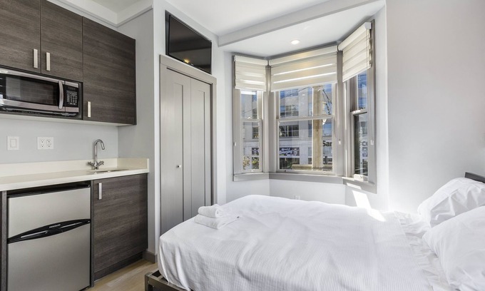 Nob Hill Hotel | Calista Organic Hotel