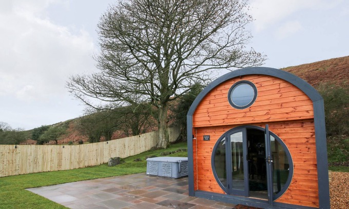 Kingswood Cottage | CALLOW POD, pet friendly, character holiday cottage in Chirbury