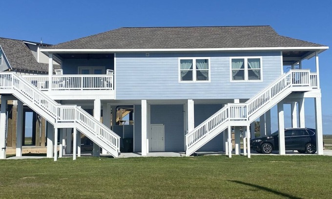 Pointe San Luis House | Calm Coastal Cottage | 3 Bed, 2 Bath