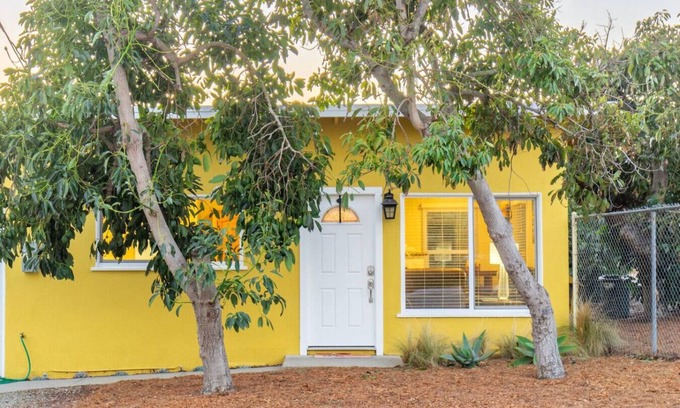 Camarillo House | Camarillo Amarillo | W&D | AC