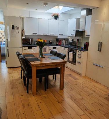 Cambridge City Centre Apartment | Cambridge city centre immaculate 2 bed apartment