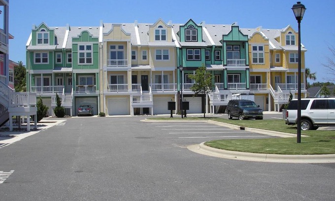 Bermuda Bay Resort | Cambridge Cove at Bermuda Bay by Kees Vacations