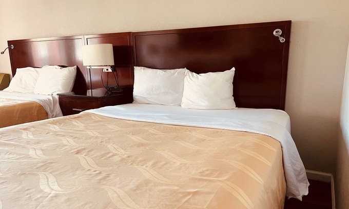 South Oklahoma City Hotel | Cambridge Inn