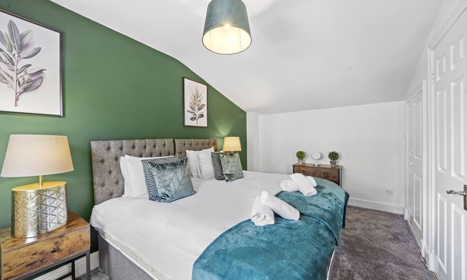 Camden Town House | Camden Cottage, Charming 2-Bedroom House in Camden Town