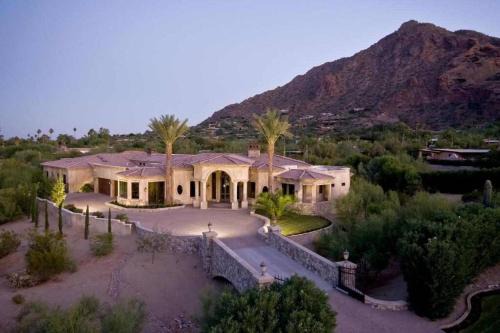 Starlight Gardens Villa | Camelback Mountain Mansion in Paradise Valley, AZ