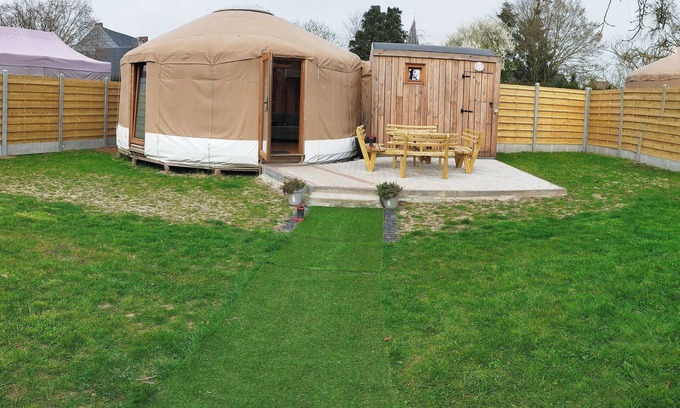 Brugelette Cabin | Camellia is a beautiful yurt 10 minutes walk from Pairi Daiza