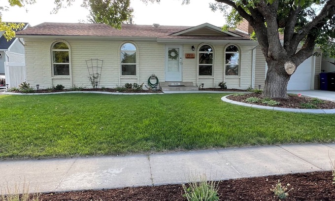 West Jordan House | Camelot Cottage - Private Home