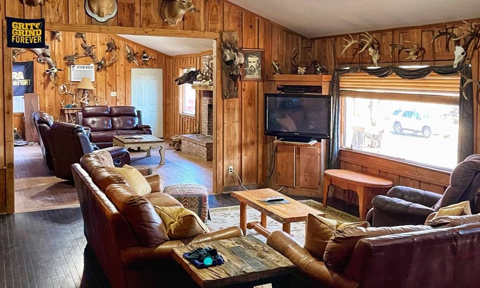 Belen Cabin | Cammack Lodge located near Clarksdale and Moon Lake, Mississippi
