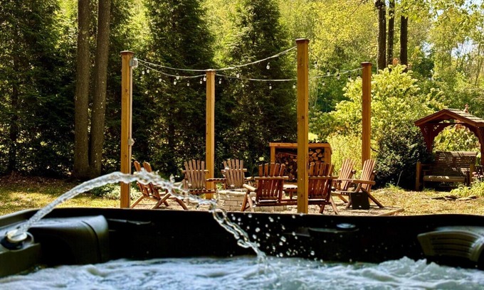 Mill Run Apartment | Camp Buckshot Cabin - 7Springs|Ohiopyle