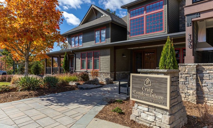 Lenoir Condo | Camp Cotter at Blue Ridge Mountain Club - views, walk to restaurant, gym