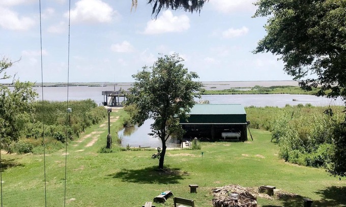 Kaplan House | Camp Paradise located on the marsh in Pecan Island