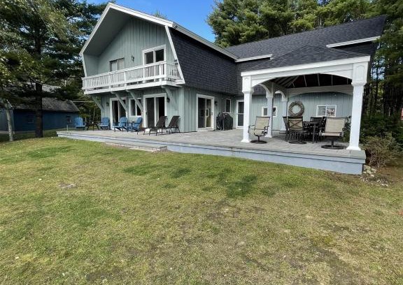 Thompson's Point House | CAMP SANDBAR LIMIT 12 home