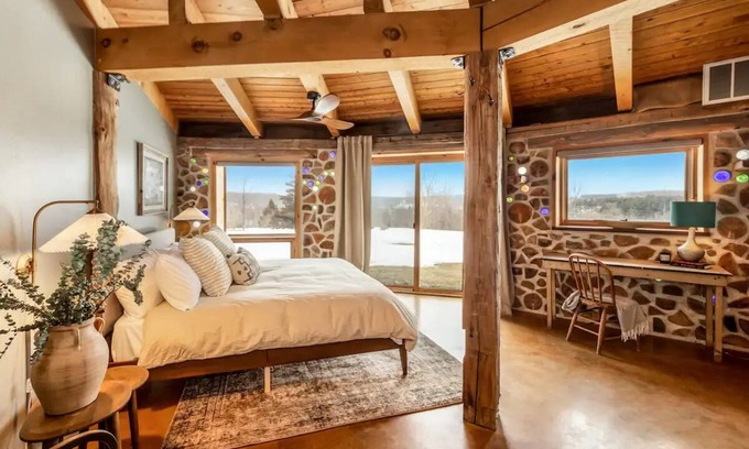 Elkhart Lake House | Camp Skywood - New Listing!nn