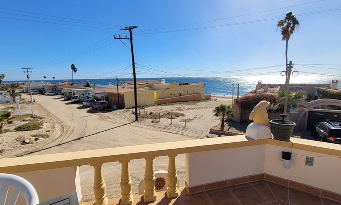 Las Conchas House | Campbell's house, 2nd row, WiFi, Las Conchas